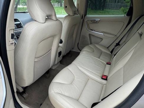 Used 2011 Volvo XC60 3.2 image 31