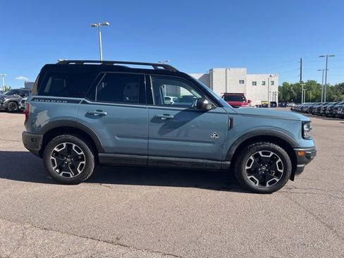 Used 2023 Ford Bronco Sport Outer Banks w/ Tech Package AWD/4WD image 8