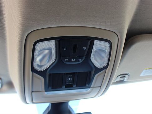 Used 2020 RAM 1500 Big Horn AWD/4WD image 37