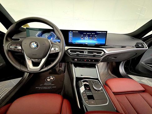 Certified 2024 BMW 330i xDrive Sedan w/ Convenience Package AWD/4WD image 17