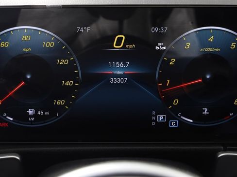 Used 2023 Mercedes-Benz GLB 250 4MATIC image 17