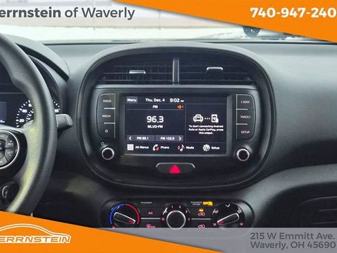 Used 2022 Kia Soul LX FWD image 10