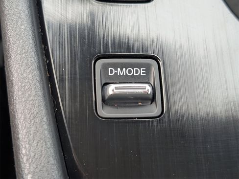 Certified 2024 Nissan Rogue SL w/ SL Premium Package image 19