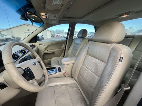 Used 2006 Ford Five Hundred Limited image 12