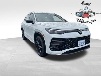 New 2025 Volkswagen Tiguan SE R-Line