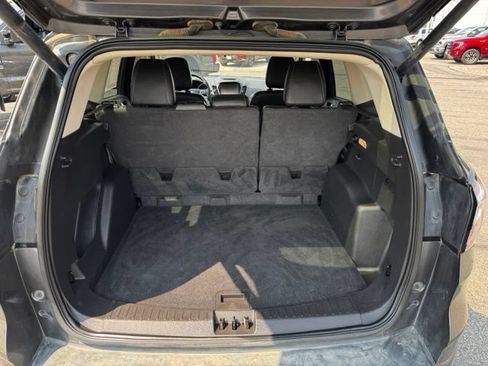 Used 2019 Ford Escape SEL AWD/4WD image 9