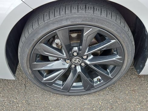 Used 2023 Toyota Corolla SE FWD image 8