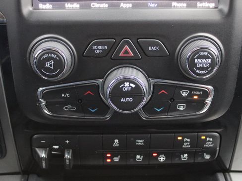 Used 2018 RAM 1500 Sport w/ Convenience Group image 21