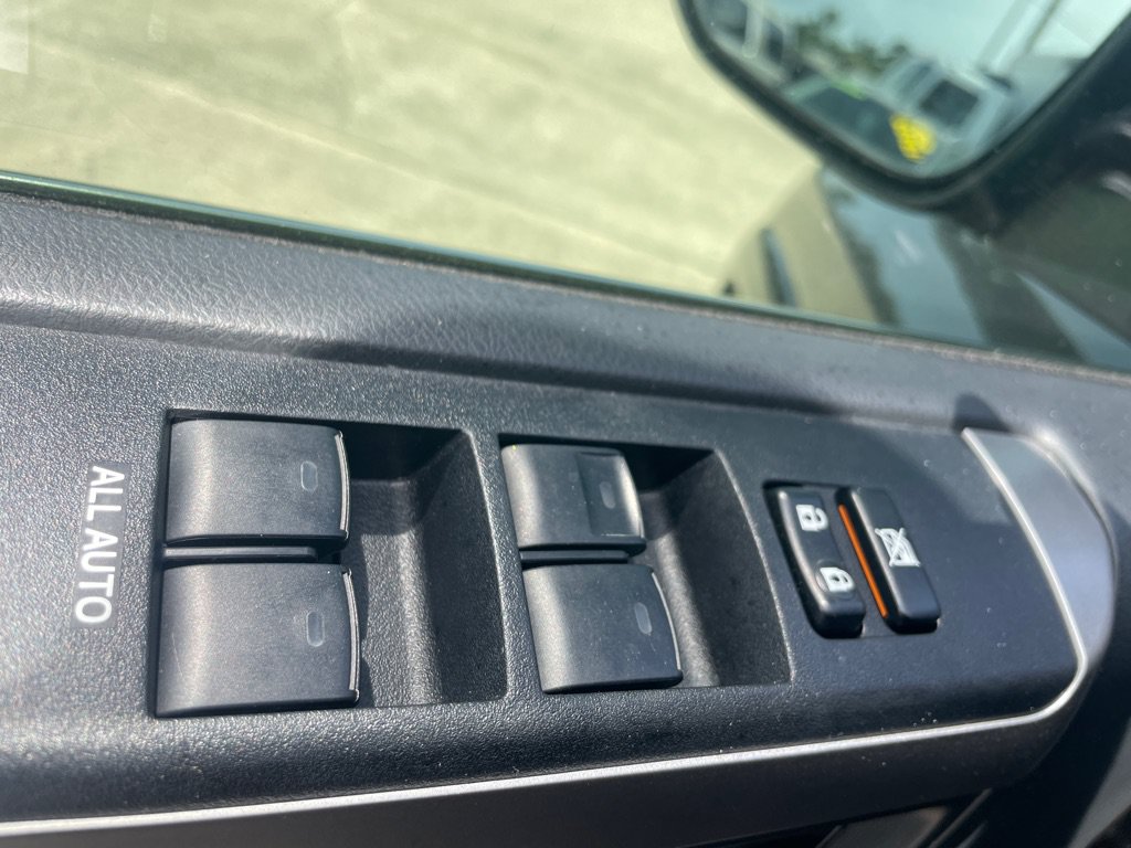 Used 2018 Toyota 4Runner Limited RWD image 19