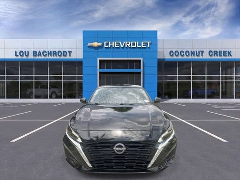 Used 2025 Nissan Altima 2.5 S FWD image 3