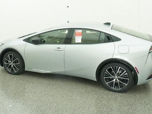 New 2026 Toyota Prius XLE image 4