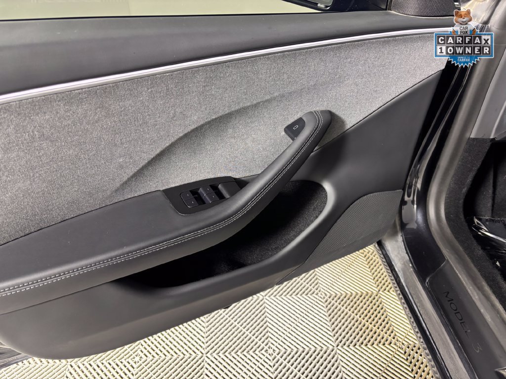 Used 2025 Tesla Model 3 Long Range RWD image 11