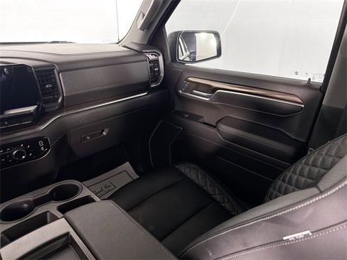 Used 2023 Chevrolet Silverado 1500 RST w/ Z71 Off-Road Package image 23