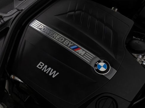 Used 2017 BMW M2 image 40