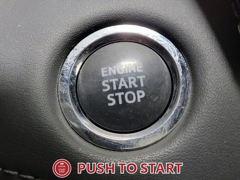 Used 2023 Toyota Highlander XLE AWD/4WD image 20