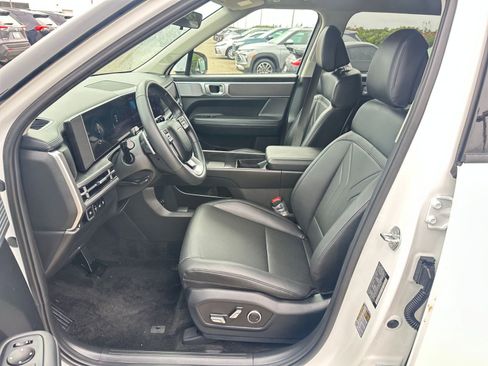 Used 2025 Hyundai Santa Fe SEL image 29