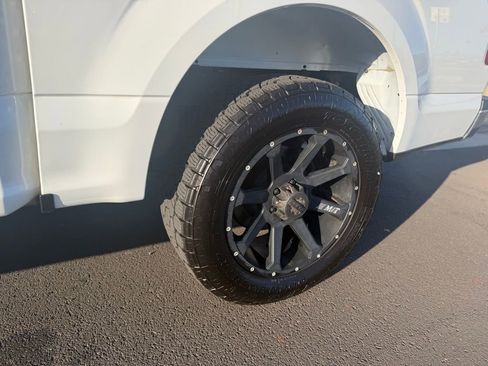 Used 2016 Ford F150 XLT w/ Trailer Tow Package RWD image 11