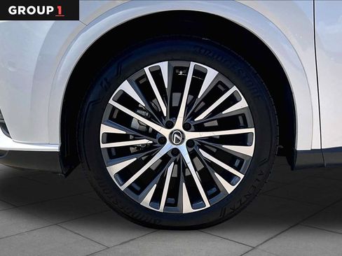Certified 2023 Lexus RX 350 Premium Plus w/ Cold Area Package FWD image 9