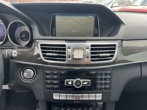 Used 2014 Mercedes-Benz E 350 Sedan image 35