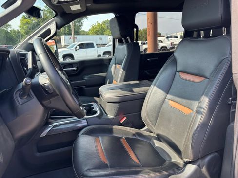 Used 2023 GMC Sierra 2500 AT4 w/ AT4 Premium Plus Package AWD/4WD image 14