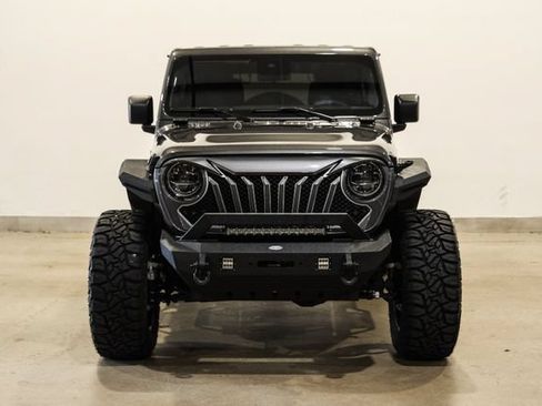 Used 2024 Jeep Wrangler Unlimited Sport AWD/4WD image 2