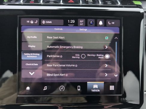 New 2025 Jeep Grand Cherokee L Laredo image 44