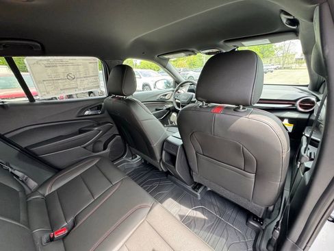 New 2026 Chevrolet Trax RS w/ Driver Confidence Package FWD image 24