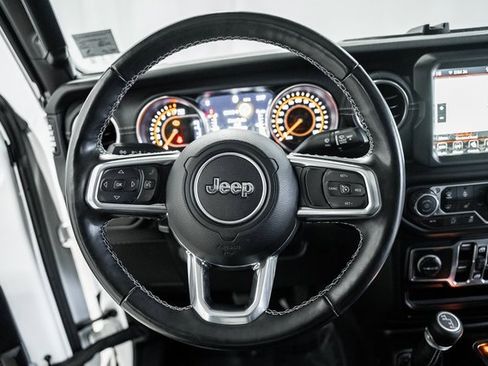 Used 2021 Jeep Gladiator Overland w/ Popular Equipment Package image 29