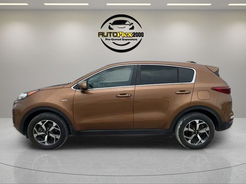Used 2021 Kia Sportage LX AWD/4WD image 4