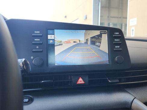 Used 2025 Hyundai Elantra Sport FWD image 24