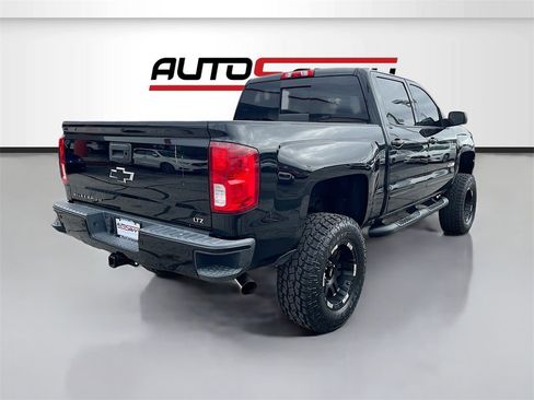 Used 2018 Chevrolet Silverado 1500 LTZ Z71 w/ LTZ Plus Package image 6