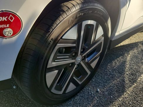 Certified 2023 Hyundai Kona SEL image 5