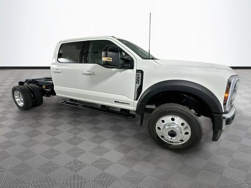 New 2026 Ford F450 Lariat AWD/4WD image 4