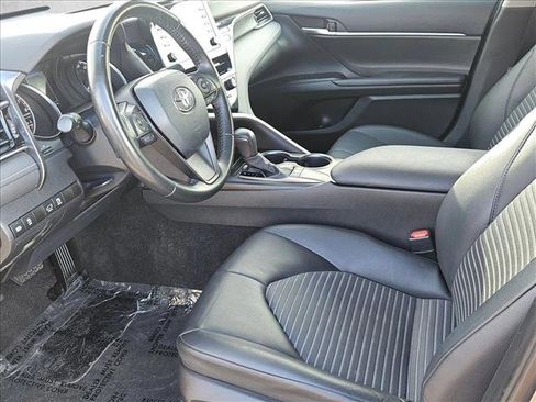 Used 2023 Toyota Camry SE image 15