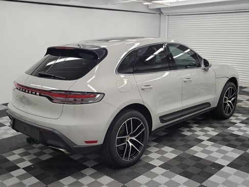 Used 2024 Porsche Macan AWD/4WD image 6