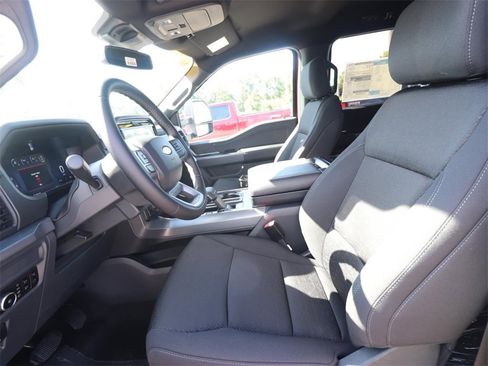 New 2025 Ford F150 XLT w/ Equipment Group 302A MID image 2