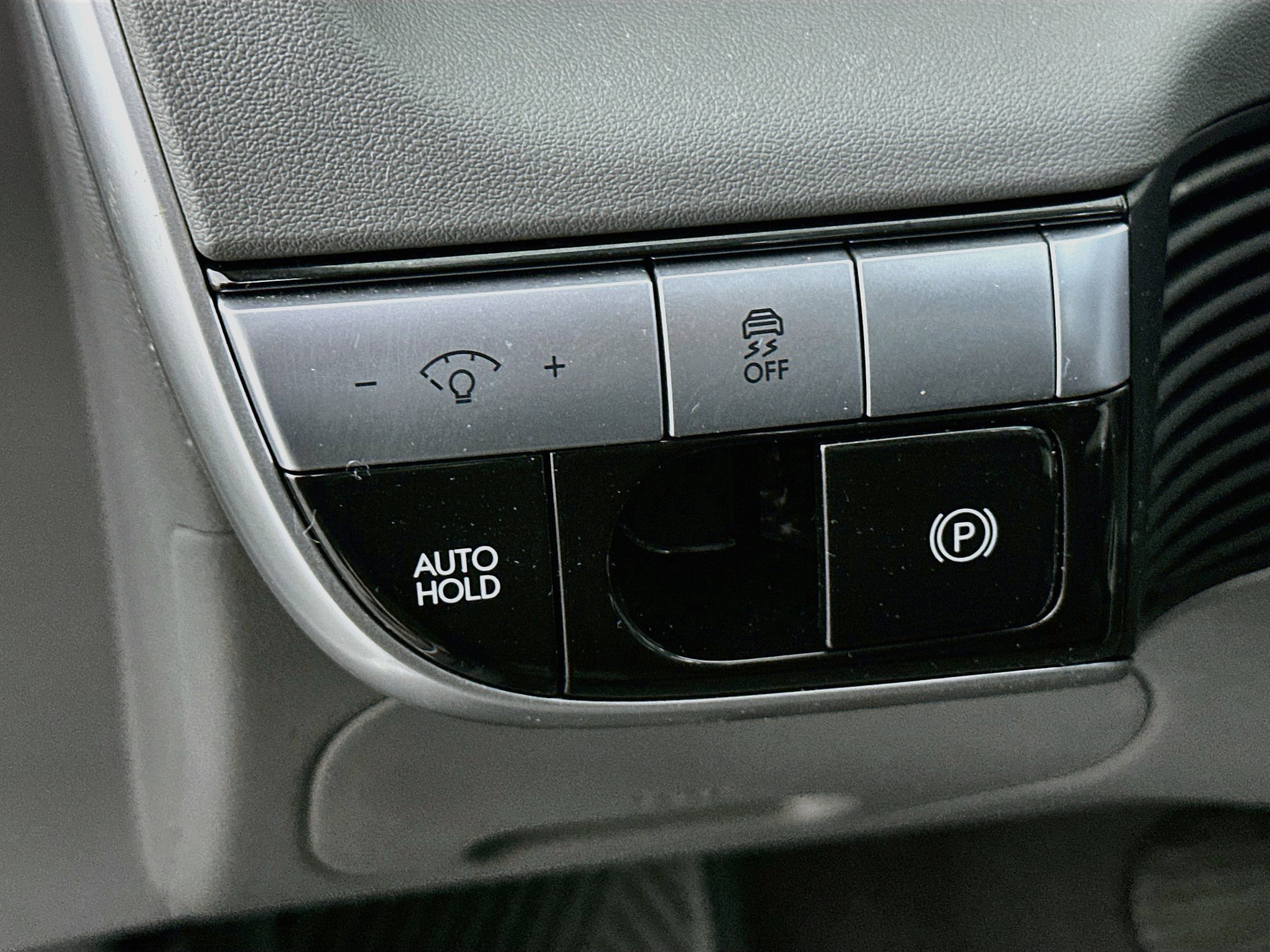 Used 2024 Hyundai Ioniq 5 SE RWD image 17