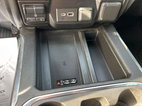 Used 2021 Chevrolet Silverado 2500 LTZ image 11