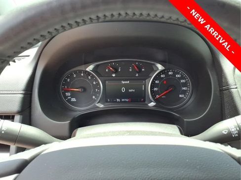 Used 2022 GMC Terrain SLT w/ Tech Package AWD/4WD image 17