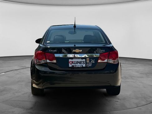 Used 2011 Chevrolet Cruze LTZ FWD image 8