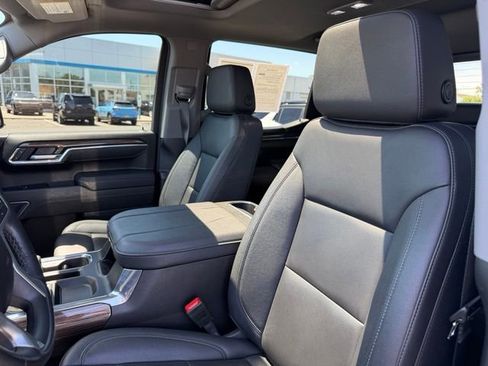 Certified 2025 Chevrolet Silverado 1500 LT Trail Boss w/ Convenience Package II AWD/4WD image 23