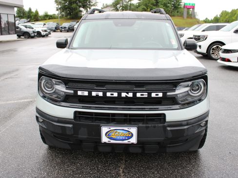 Used 2022 Ford Bronco Sport Outer Banks w/ Tech Package AWD/4WD image 3