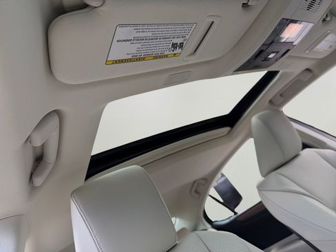 Certified 2025 Lexus ES 350 350 w/ Premium Package image 6