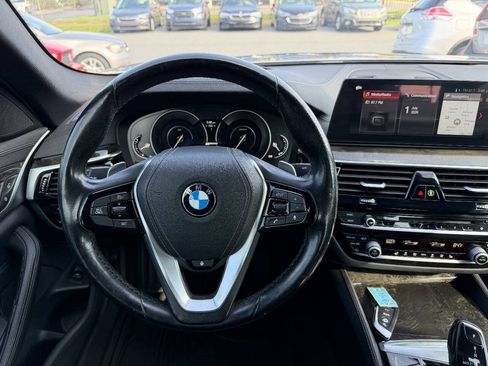 Used 2018 BMW 530e RWD image 17