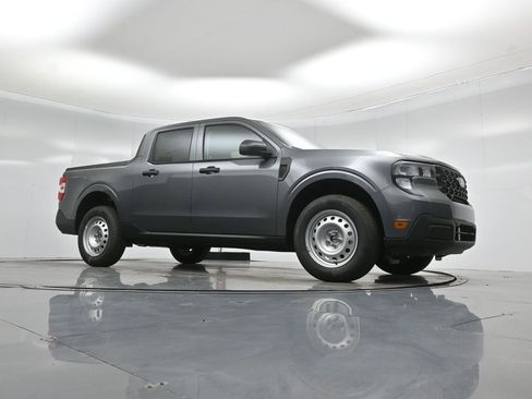 New 2026 Ford Maverick XL image 3