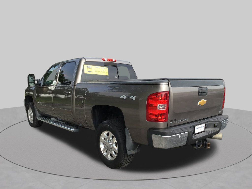 Used 2014 Chevrolet Silverado 3500 LTZ w/ LTZ Plus Package AWD/4WD image 11