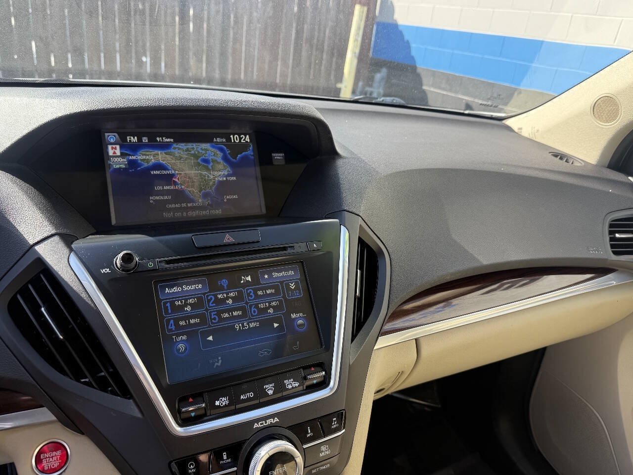 Used 2015 Acura MDX w/ Technology Package FWD image 13