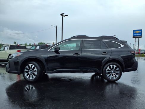 Used 2025 Subaru Outback Limited AWD/4WD image 34