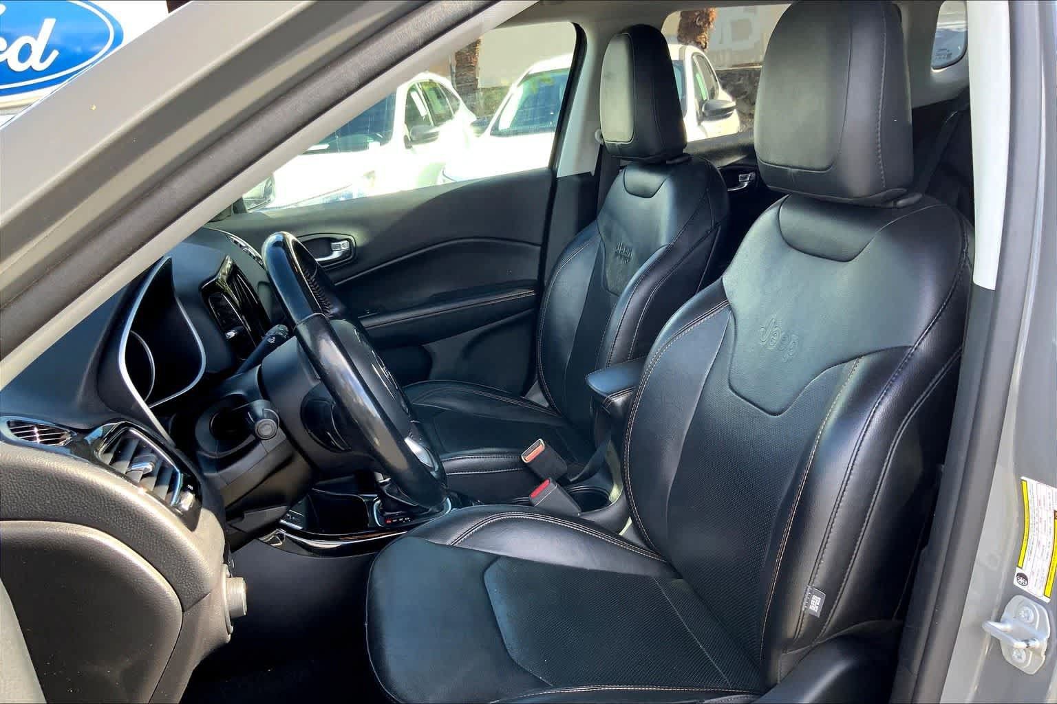 Used 2020 Jeep Compass Limited FWD image 11