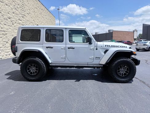 Used 2023 Jeep Wrangler Unlimited Rubicon 392 w/ Xtreme Recon 35" Tire Package AWD/4WD image 6